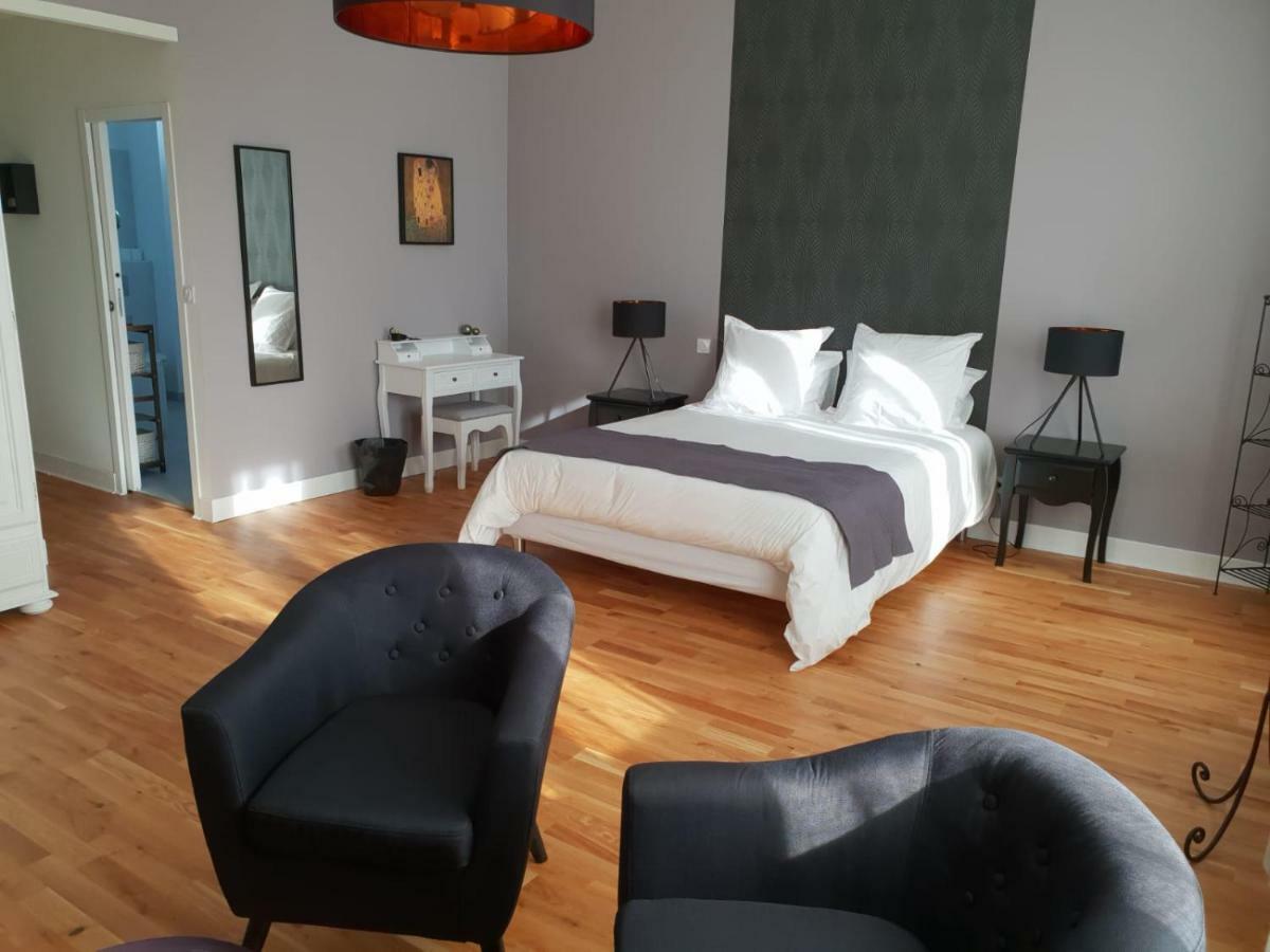 Le Domaine Du Haut Preau Saint-Palais-de-Negrignac Ngoại thất bức ảnh